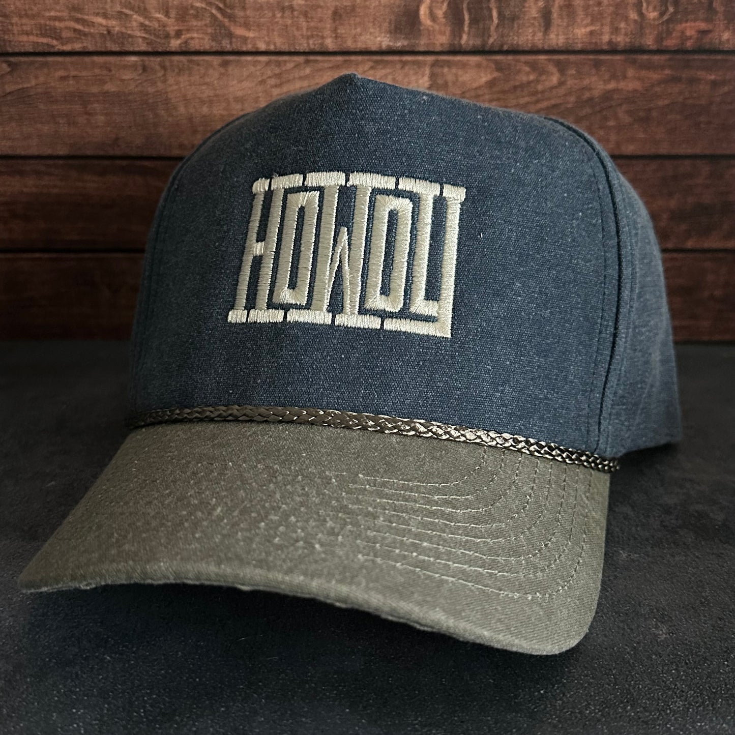 Vintage Style Howdy Faded Canvas Snapback Trucker Hat